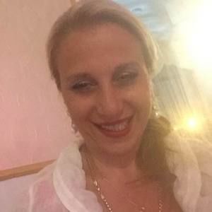 Meet your Posher, Eka